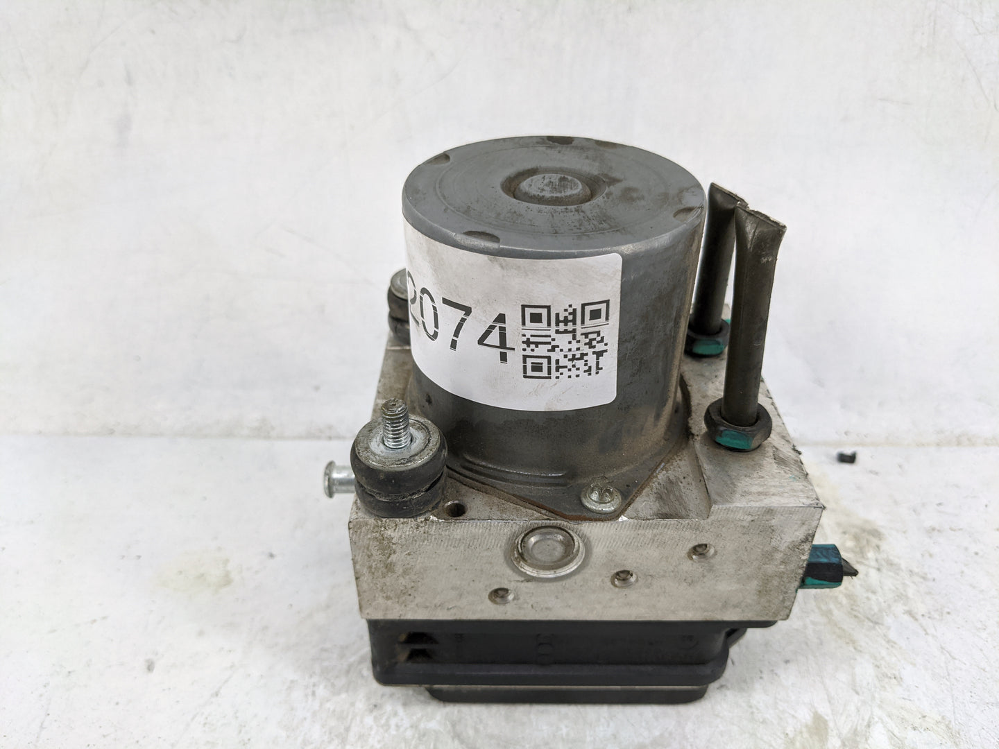 2006 Kia Sedona ABS Pump Control Module Replacement P/N:0265235218 58920-4D300, ESP1006, 080213/2/3400, 0265960616 Fits Fits