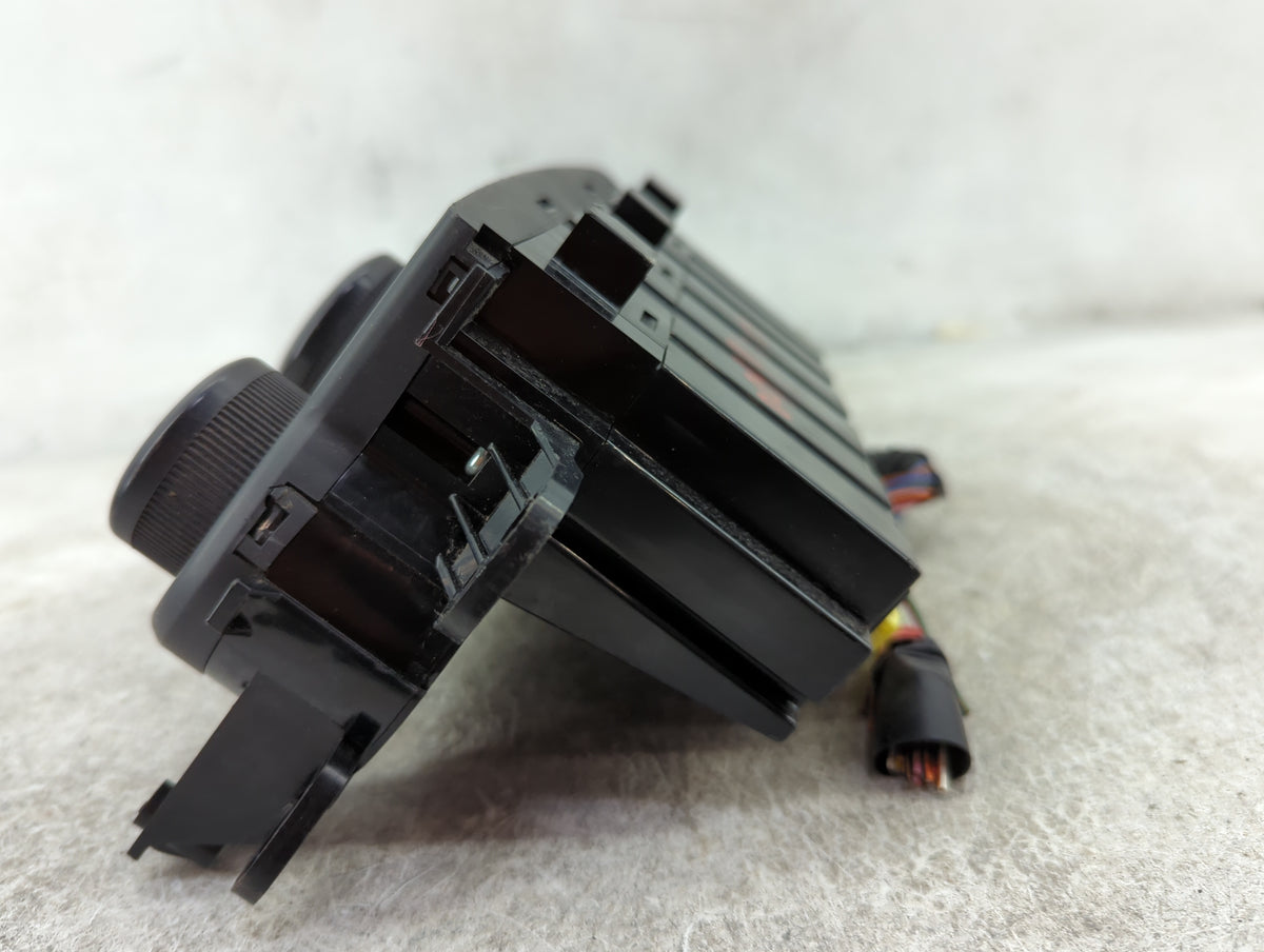 2008 Kia Sedona Climate Control Module Temperature AC/Heater Replacement P/N:GGO165001 B01,B02 Fits OEM Used Auto Parts - Oe