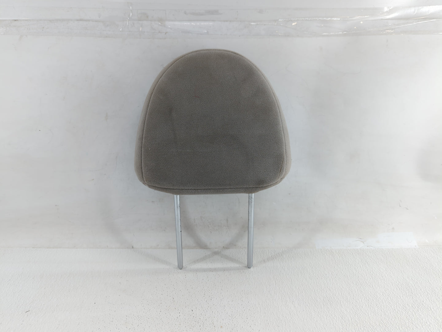 2006-2009 Kia Sedona Headrest Head Rest Front Driver Passenger Seat Fits Fits 2006 2007 2008 2009 OEM Used Auto Parts - Oemu