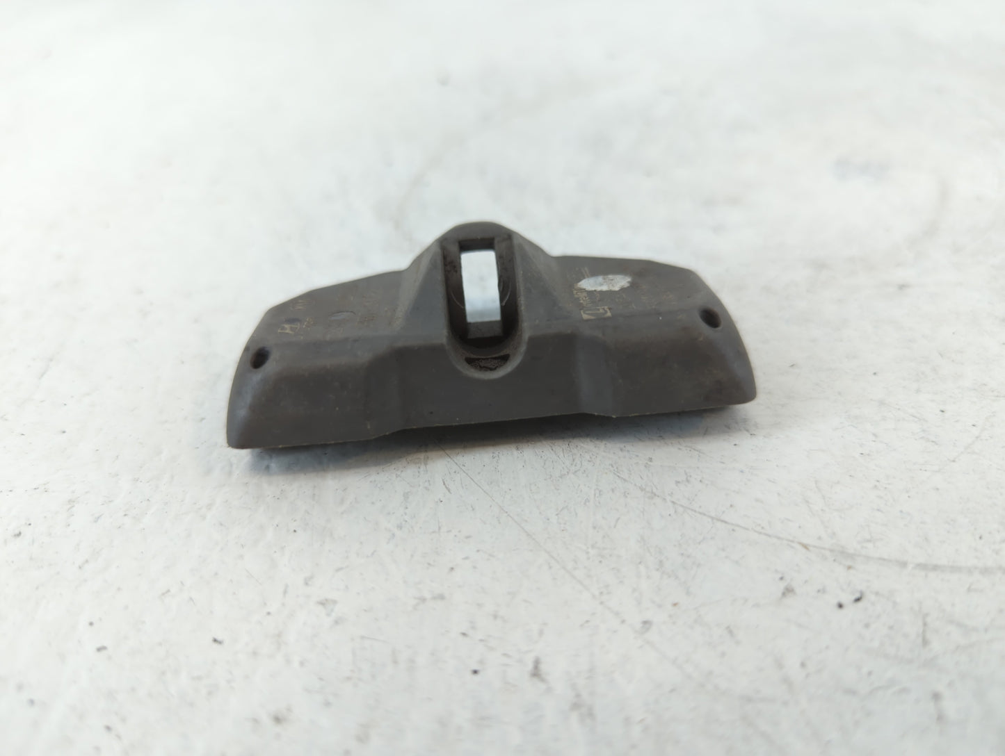 2008 Kia Sedona Tire Pressure Monitoring System Sensor Tpms - Oemusedautoparts1.com