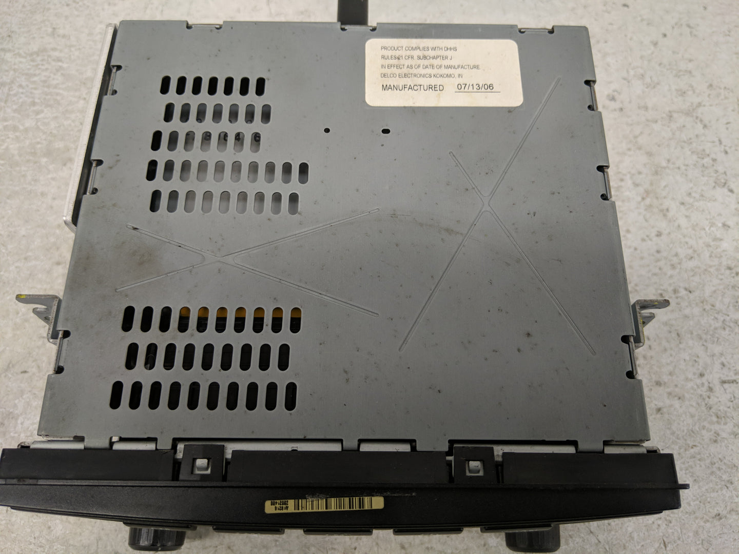 2007-2008 Kia Sorento Radio AM FM Cd Player Receiver Replacement P/N:96110-3E600 Fits Fits 2007 2008 OEM Used Auto Parts - O