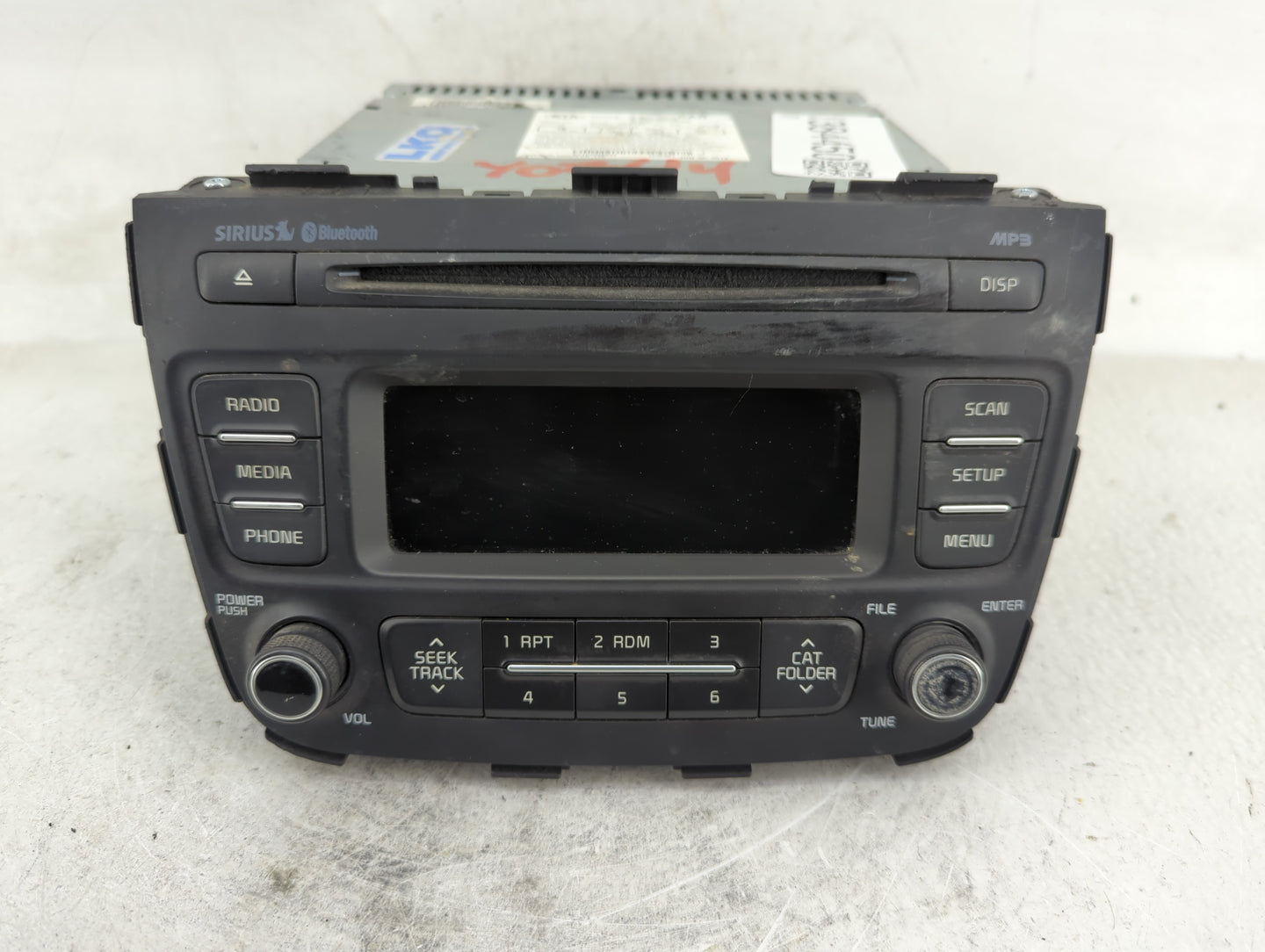 2007-2008 Kia Sorento Radio AM FM Cd Player Receiver Replacement P/N:96170-1UBB1VA Fits Fits 2007 2008 OEM Used Auto Parts -