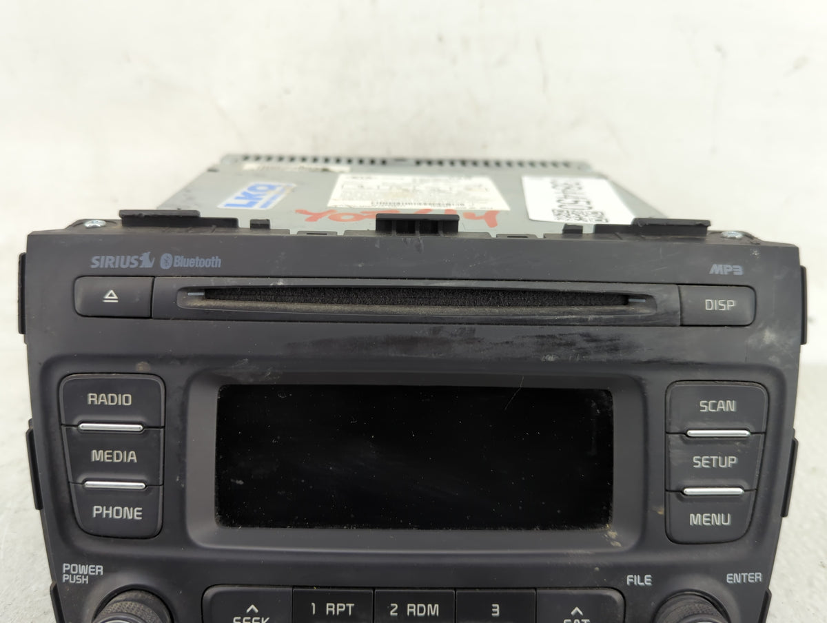 2007-2008 Kia Sorento Radio AM FM Cd Player Receiver Replacement P/N:96170-1UBB1VA Fits 2007 2008 OEM Used Auto Parts - Oemu
