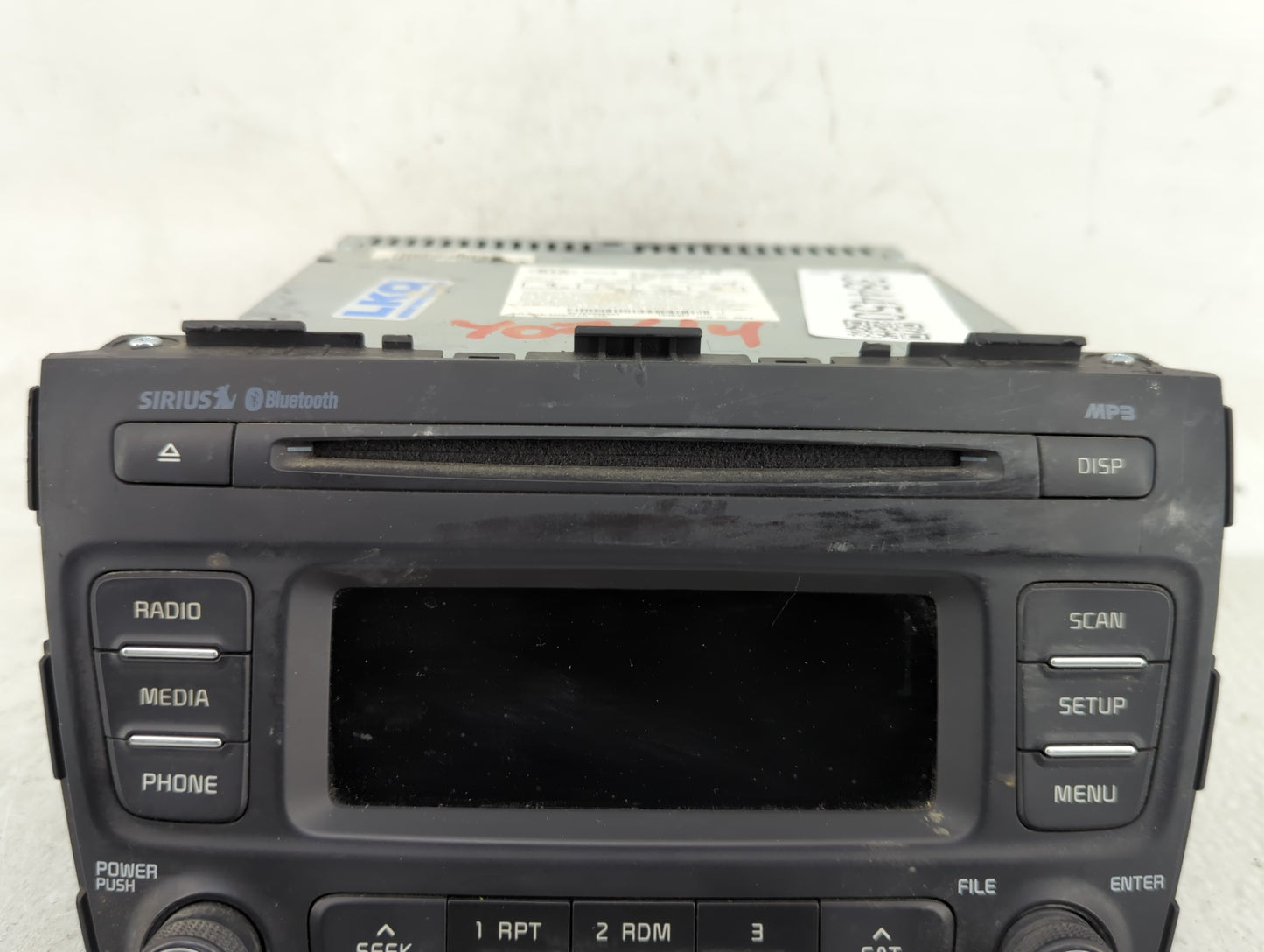 2007-2008 Kia Sorento Radio AM FM Cd Player Receiver Replacement P/N:96170-1UBB1VA Fits Fits 2007 2008 OEM Used Auto Parts -