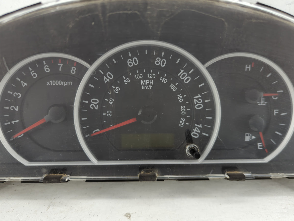 2007-2008 Kia Sorento Instrument Cluster Speedometer Gauges Miles: Fits Fits 2007 2008 OEM Used Auto Parts - Oemusedautopart