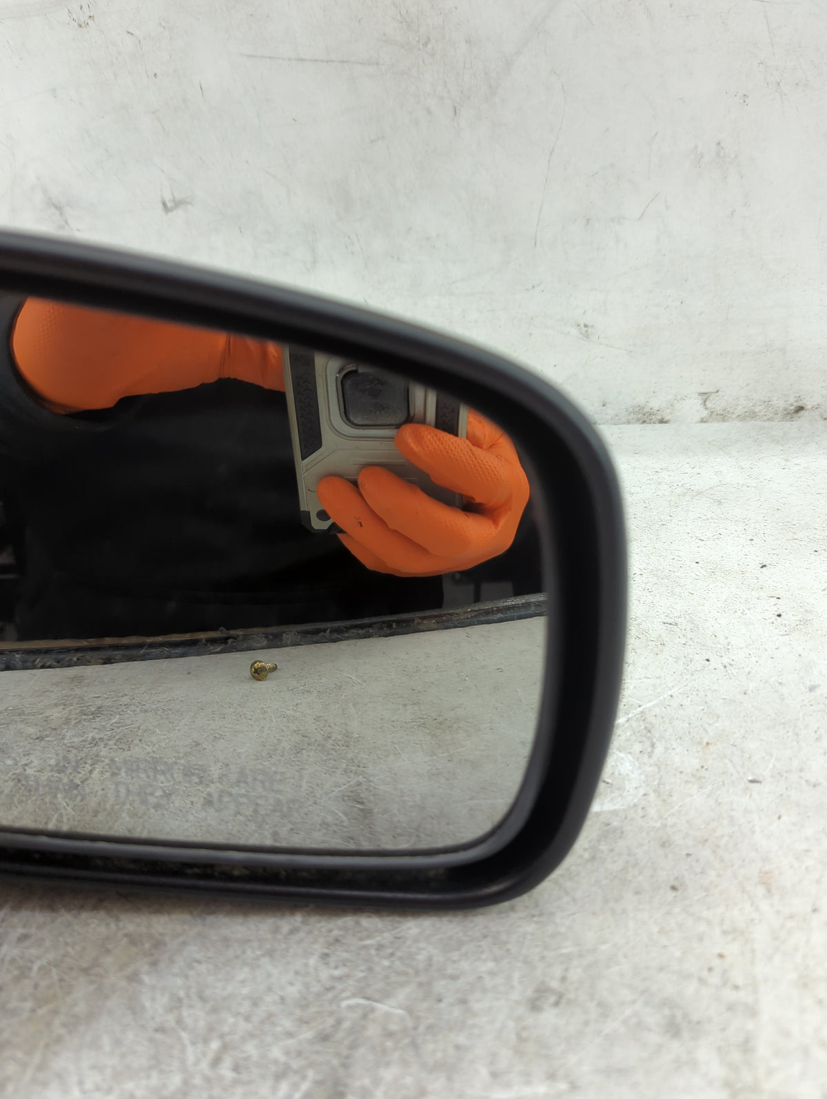 2003-2009 Kia Sorento Passenger Side View Mirror - Right Door Mirror OEM Used - Oemusedautoparts1.com