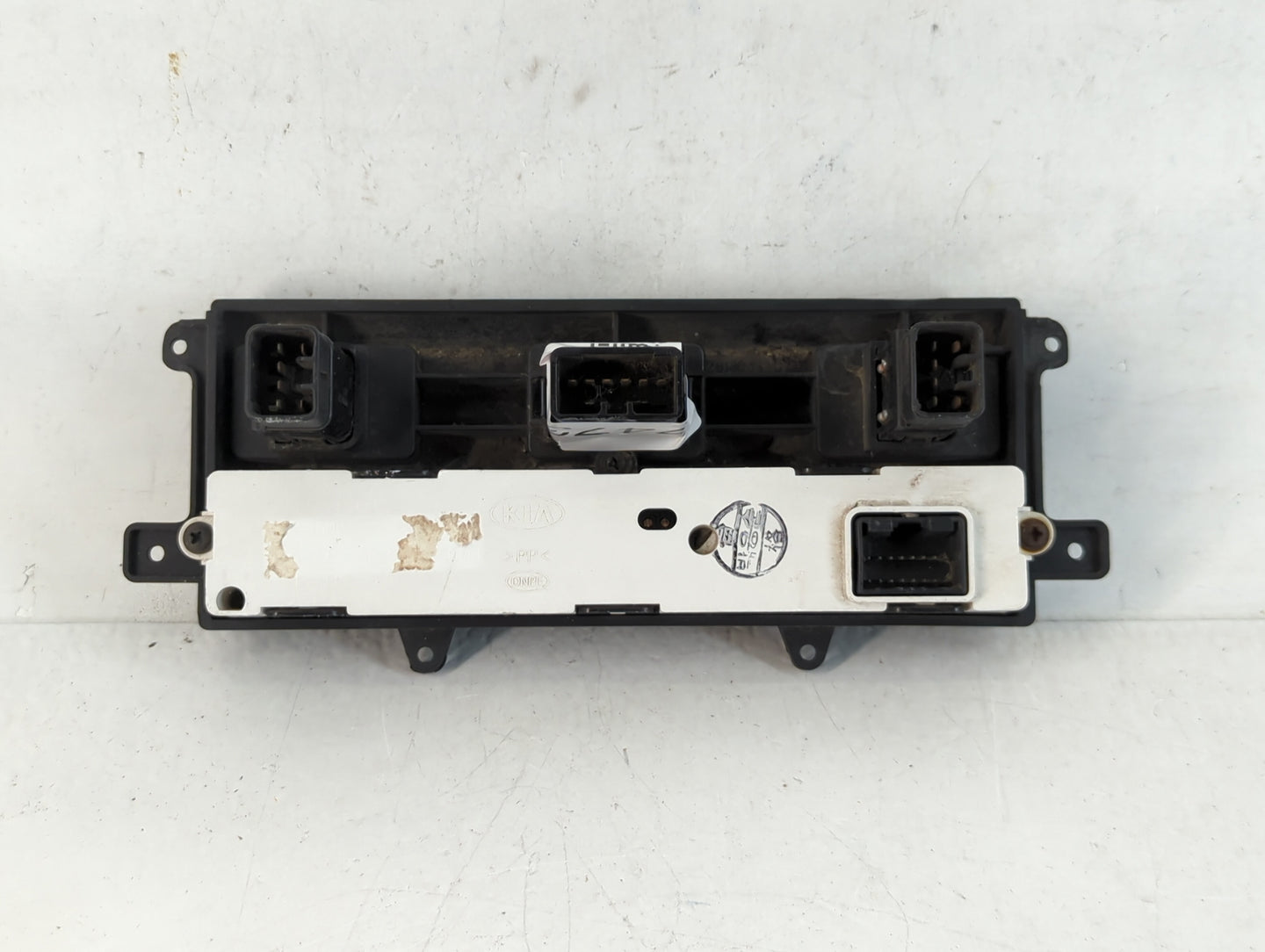 2008 Kia Sorento Hazard Switch 94500-3e510 - Oemusedautoparts1.com