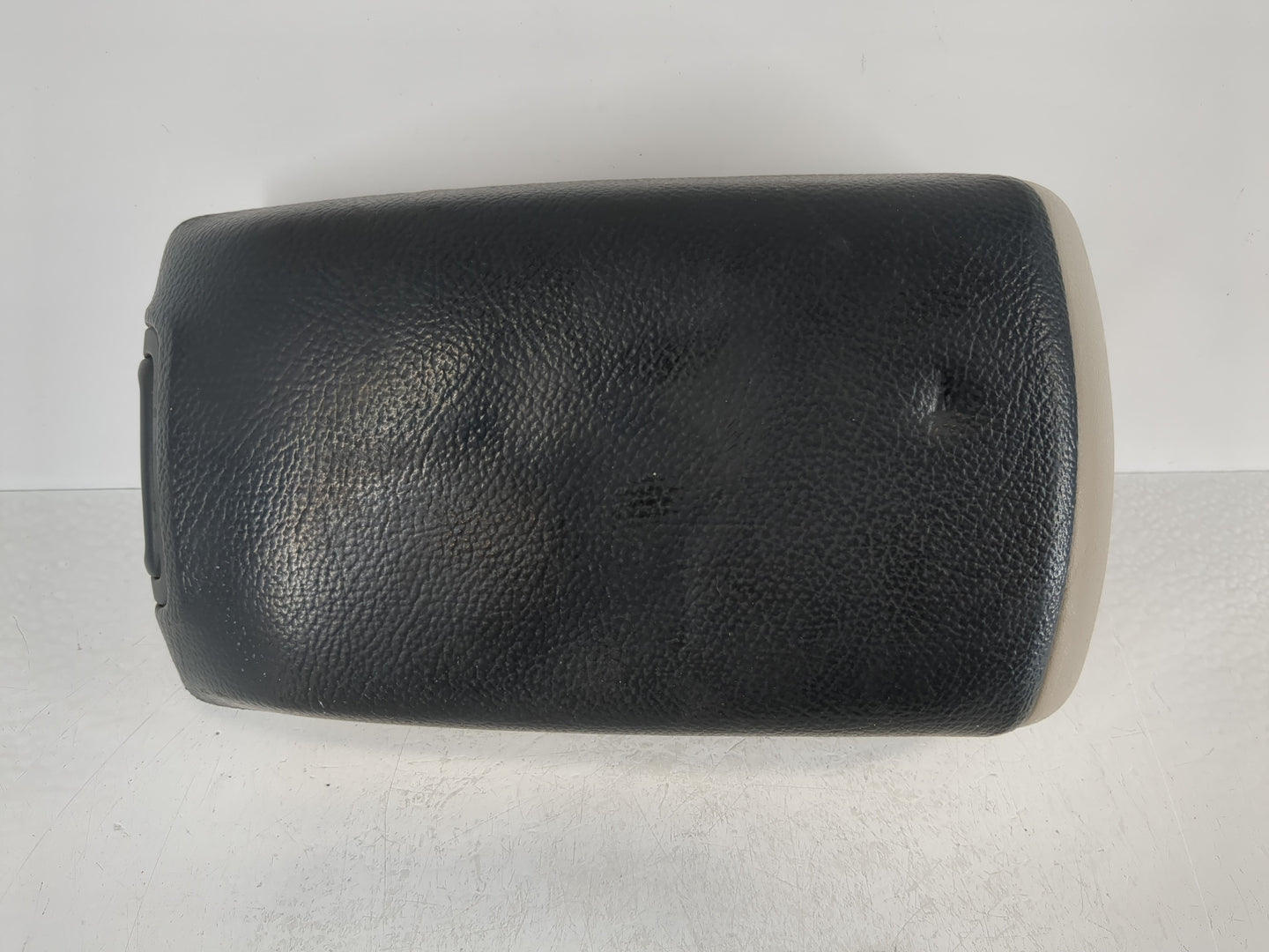 2008 Kia Spectra Center Console Armrest Cover Lid Fits OEM Used Auto Parts - Oemusedautoparts1.com