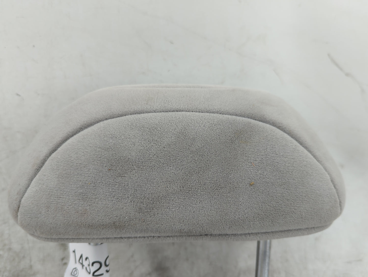 2004-2009 Kia Spectra Headrest Head Rest Front Driver Seat Grey - Oemusedautoparts1.com