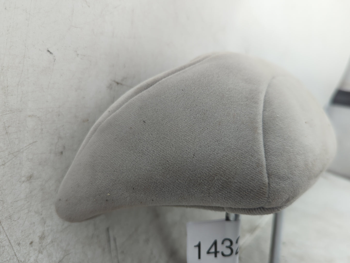 2004-2009 Kia Spectra Headrest Head Rest Front Driver Seat Grey - Oemusedautoparts1.com