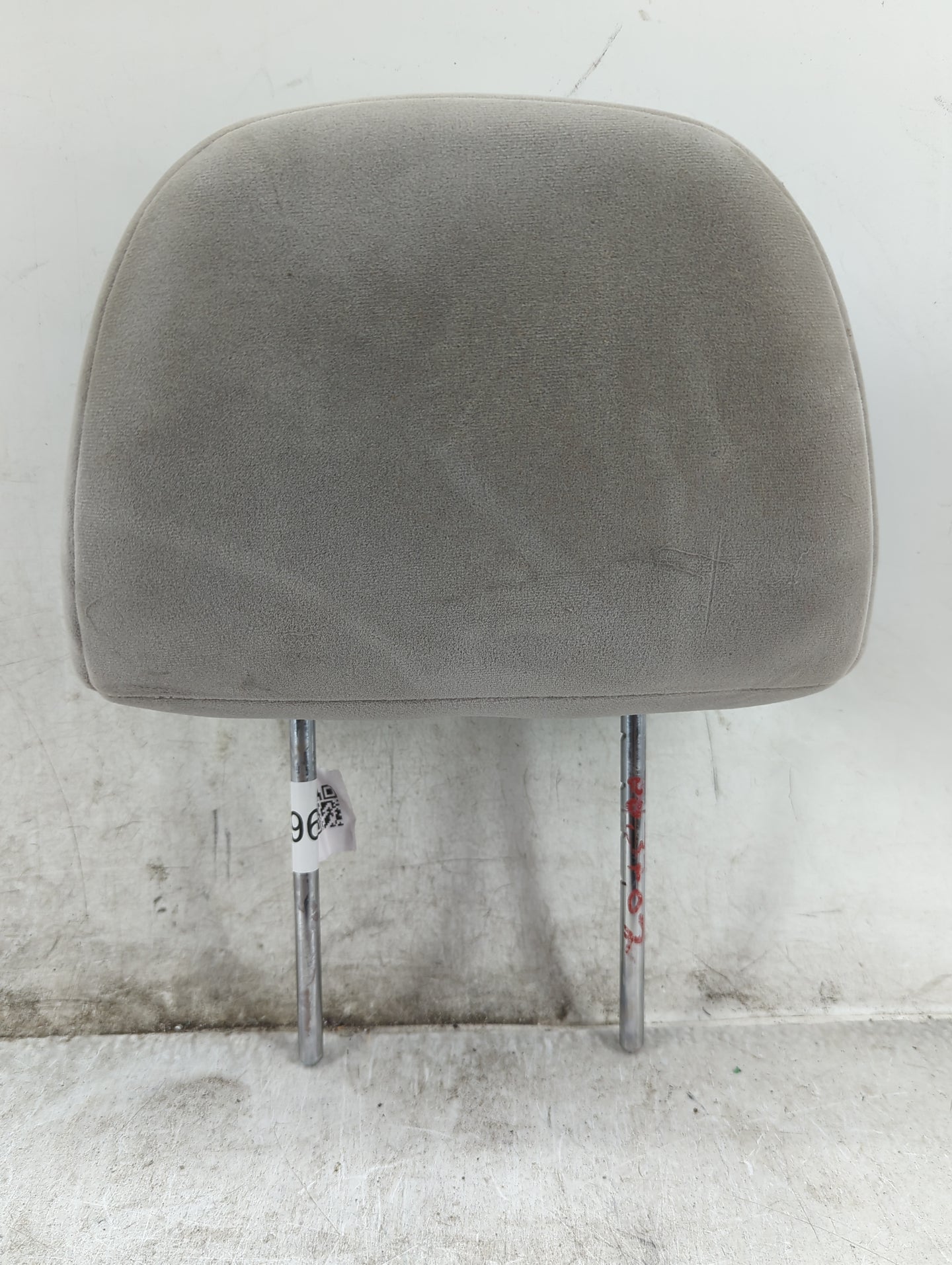 2004-2009 Kia Spectra Headrest Head Rest Front Driver Passenger Seat Fits Fits 2004 2005 2006 2007 2008 2009 OEM Used Auto P