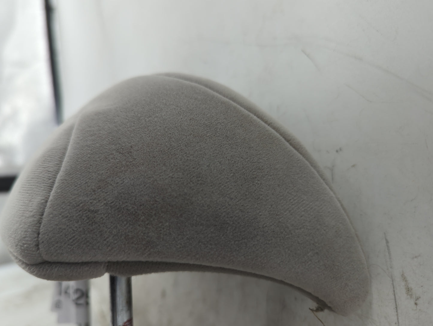 2004-2009 Kia Spectra Headrest Head Rest Front Driver Seat Grey - Oemusedautoparts1.com