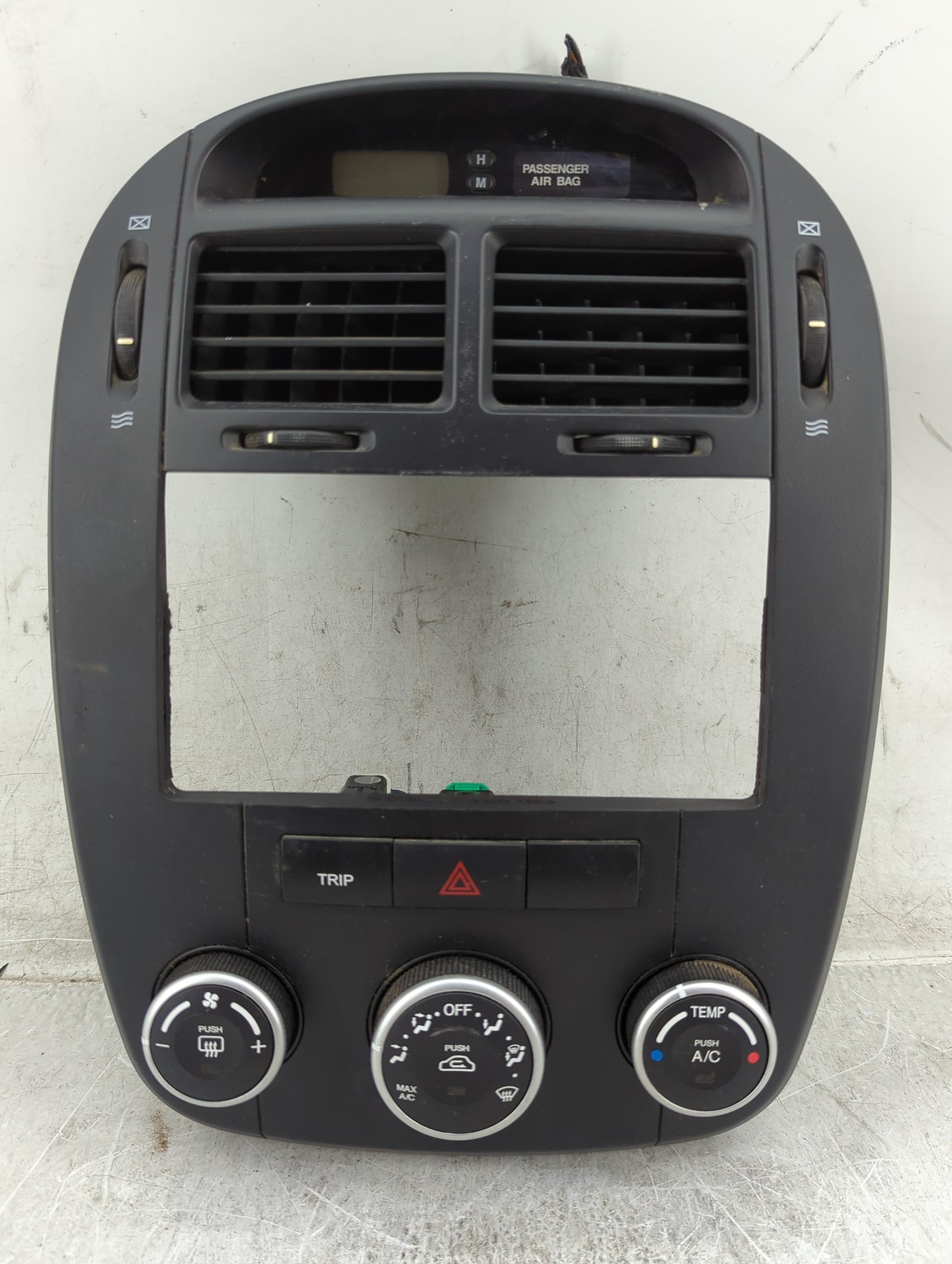 2008 Kia Spectra Climate Control Module Temperature AC/Heater Replacement P/N:97250-2F061LK Fits OEM Used Auto Parts - Oemus