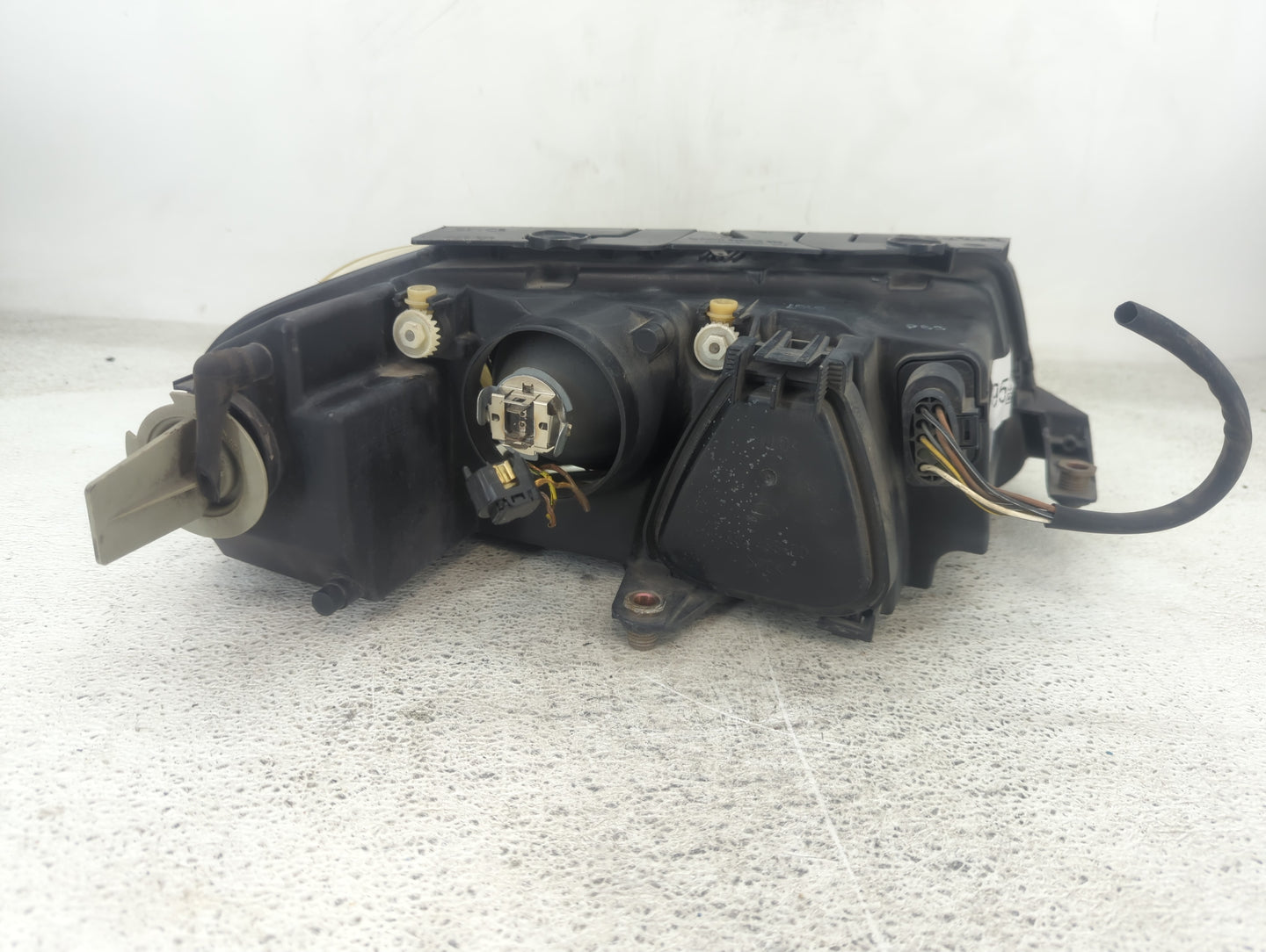 2007-2008 Kia Spectra Driver Left Oem Head Light Headlight Lamp - Oemusedautoparts1.com