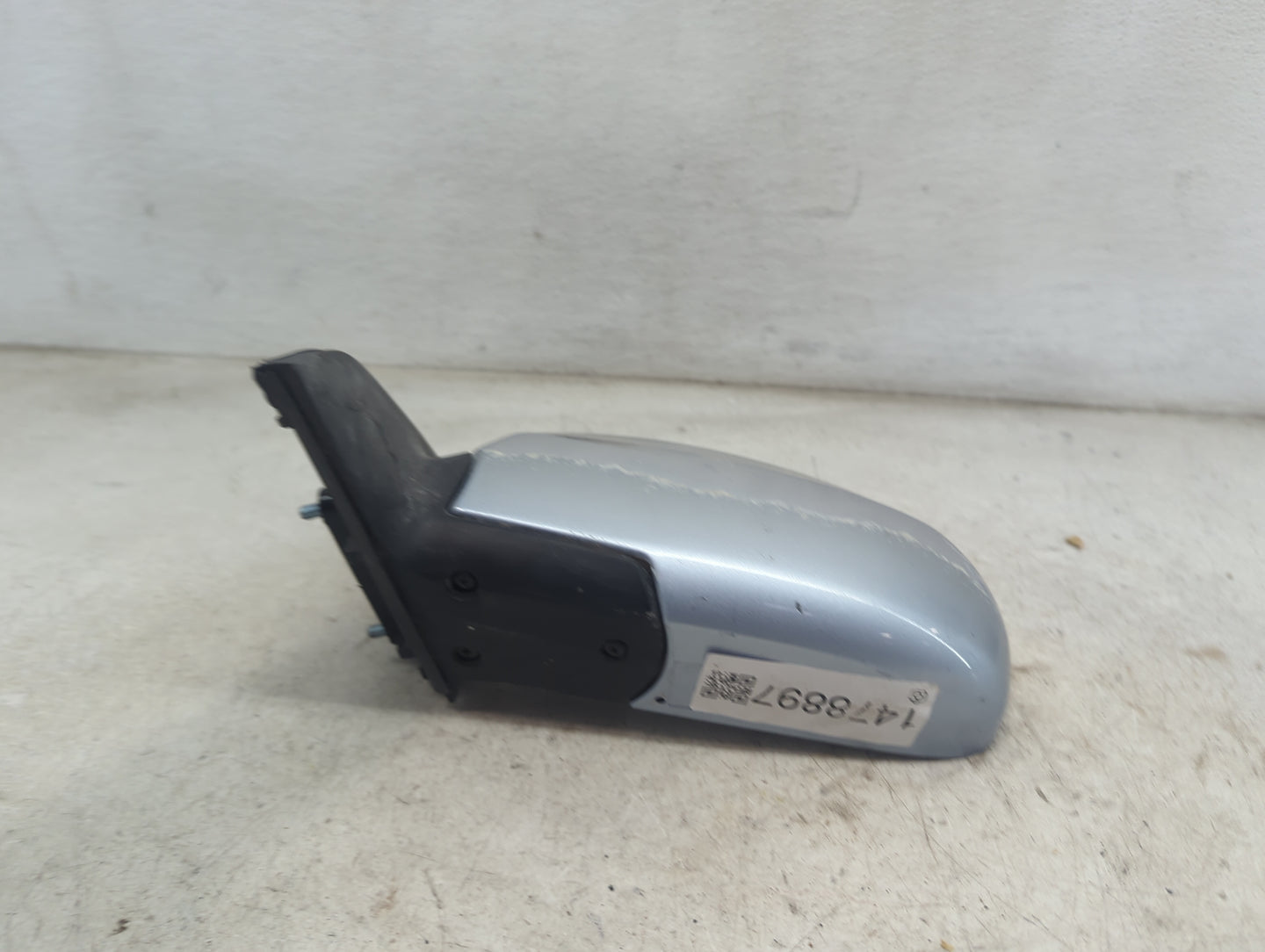 2008 Kia Spectra Driver Side View Mirror - Left Door Mirror OEM Used - Oemusedautoparts1.com