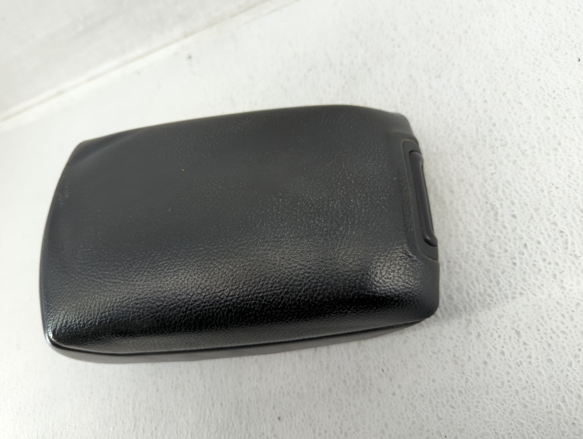 2007-2008 Kia Spectra Center Console Armrest Cover Lid - Oemusedautoparts1.com