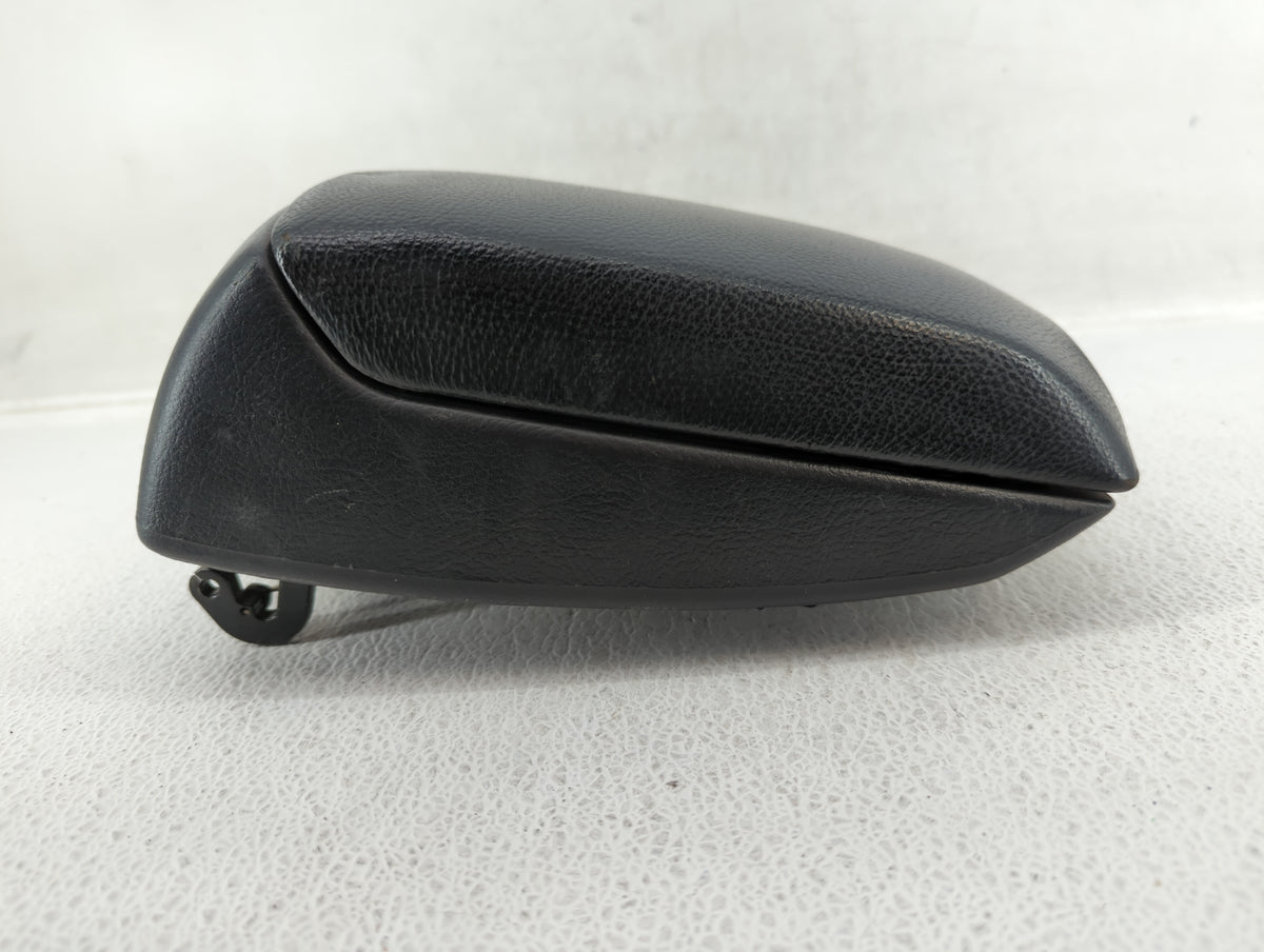 2007-2008 Kia Spectra Center Console Armrest Cover Lid - Oemusedautoparts1.com