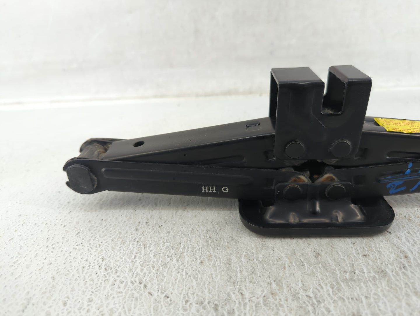 2008 Kia Spectra Spare Scissor Car Jack - Oemusedautoparts1.com