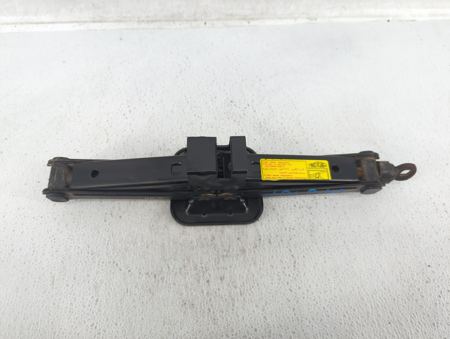 2008 Kia Spectra Spare Scissor Car Jack - Oemusedautoparts1.com