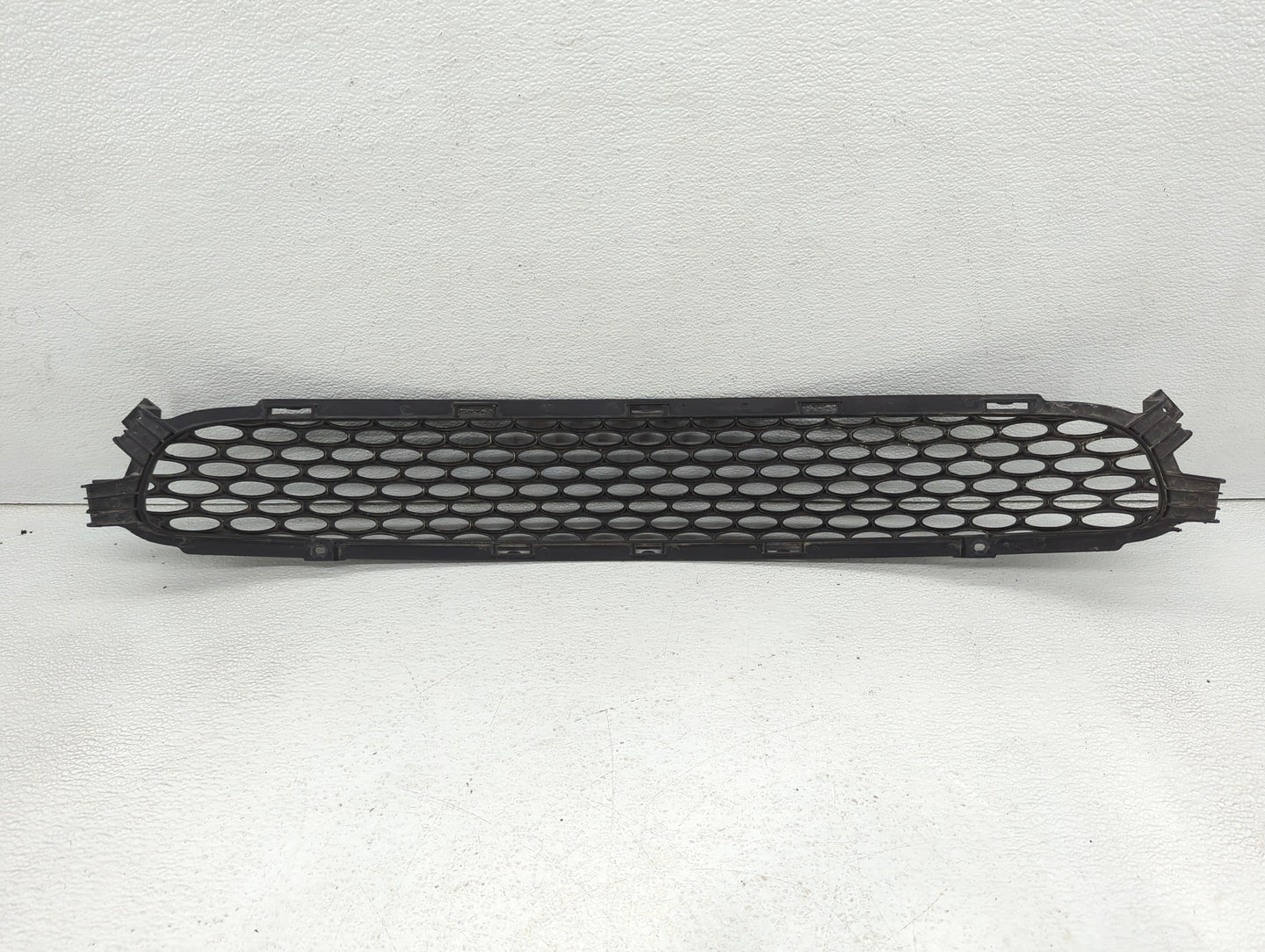 2007-2009 Kia Spectra Front Grille Bumper Not Included - Oemusedautoparts1.com