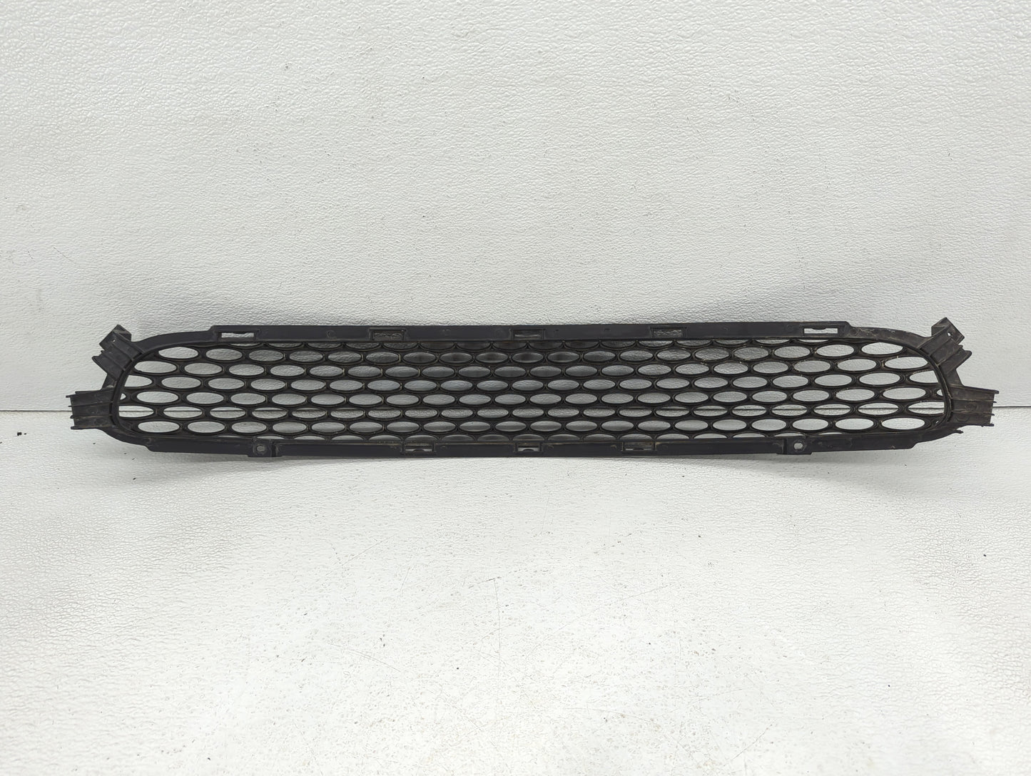 2007-2009 Kia Spectra Front Grille Bumper Not Included - Oemusedautoparts1.com