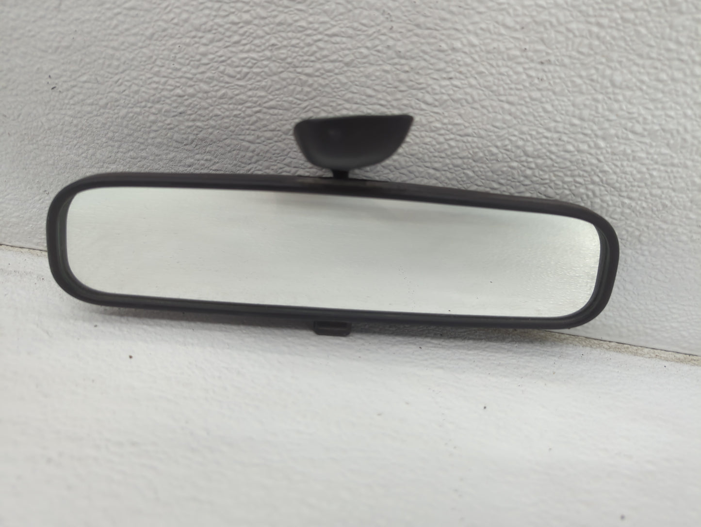 2008-2009 Kia Spectra Interior Rear View Mirror Replacement OEM P/N:E13 010082 Fits Fits 2008 2009 OEM Used Auto Parts - Oem