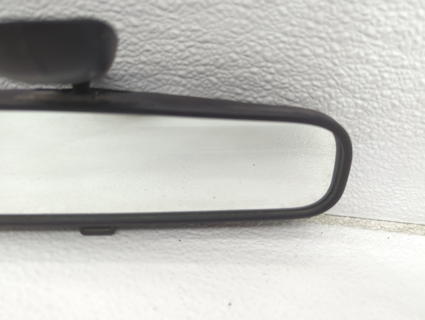 2008-2009 Kia Spectra Interior Rear View Mirror Replacement OEM P/N:E13 010082 Fits Fits 2008 2009 OEM Used Auto Parts - Oem