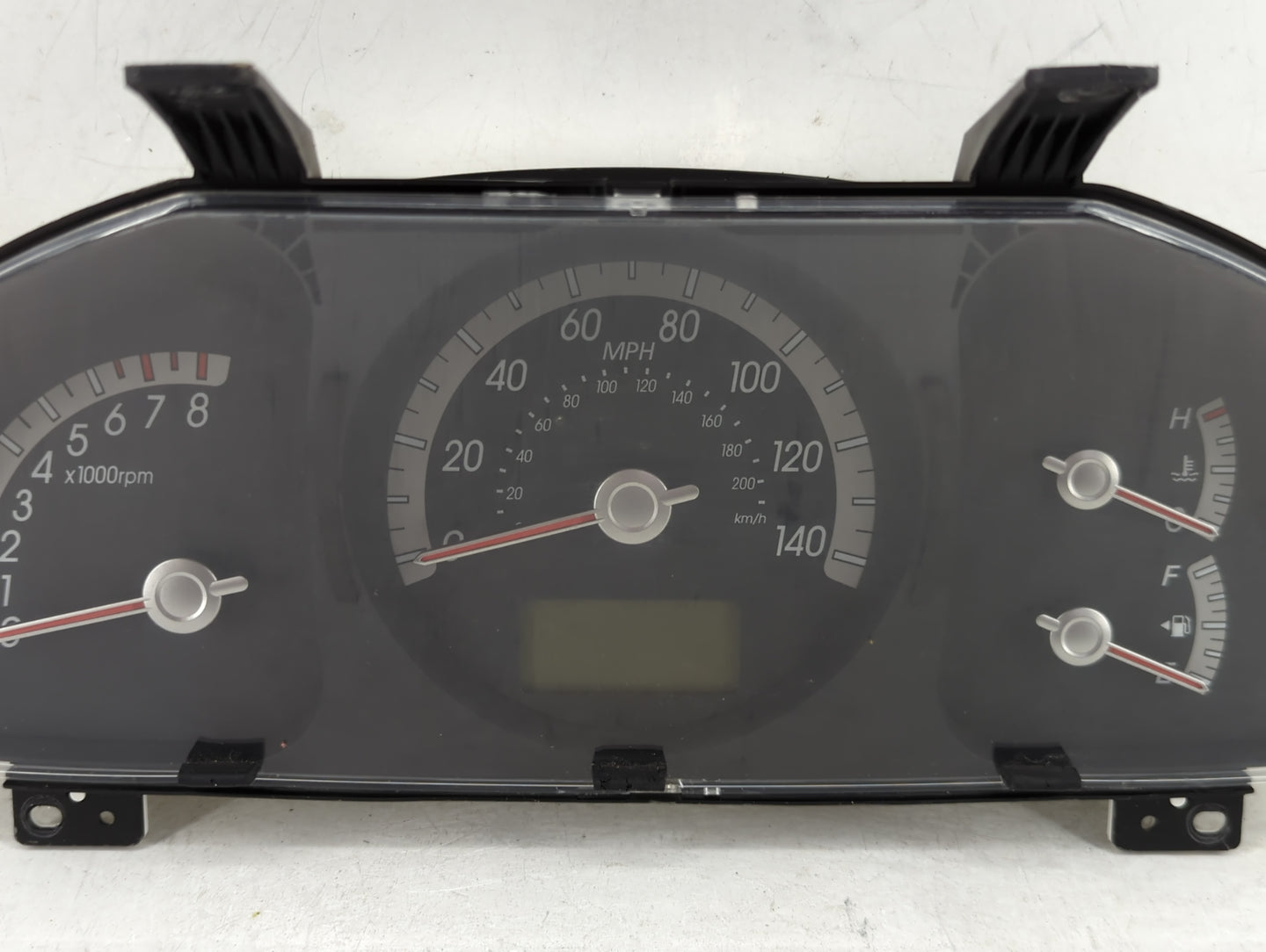 2008 Kia Sportage Instrument Cluster Speedometer Gauges P/N:94001-1F043 Miles: Fits OEM Used Auto Parts - Oemusedautoparts1.