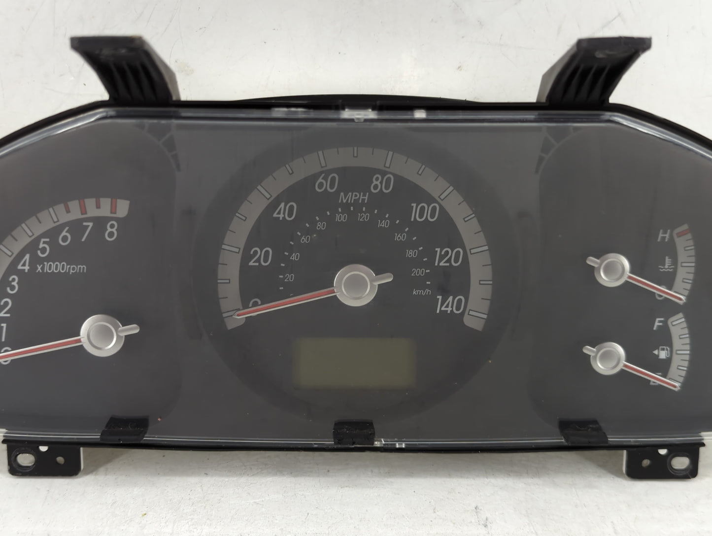 2008 Kia Sportage Instrument Cluster Speedometer Gauges P/N:94001-1F043 Miles: Fits OEM Used Auto Parts - Oemusedautoparts1.
