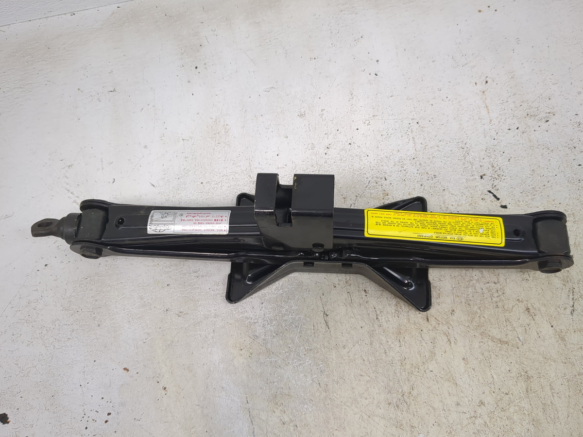 2008 Kia Sportage Spare Scissor Car Jack - Oemusedautoparts1.com