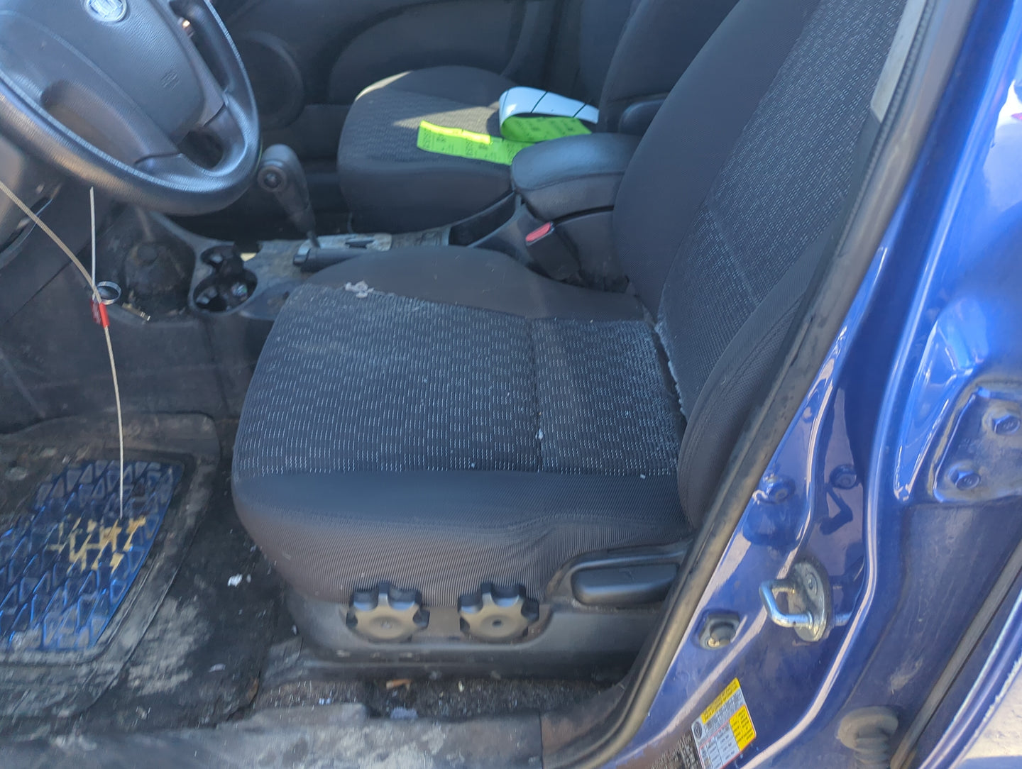 2005-2010 Kia Sportage Driver Front Seat Oem 5017589 - Oemusedautoparts1.com