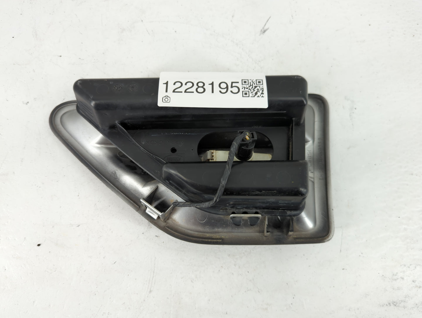 2008-2008 Land Rover Lr2 Passenger Right Oem Front Light Lamp - Oemusedautoparts1.com