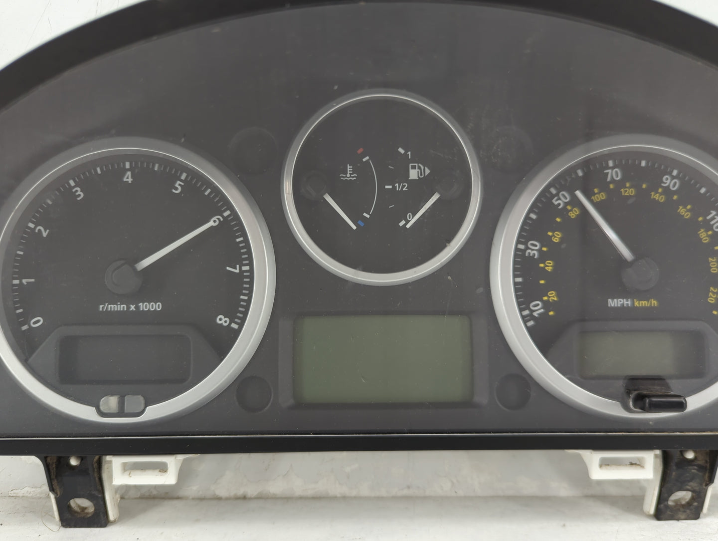 2008 Land Rover Lr2 Instrument Cluster Speedometer Gauges P/N:YAH500220 LR-0026-005-MO-CO, YAC502590 Miles: Fits Fits 2009 O