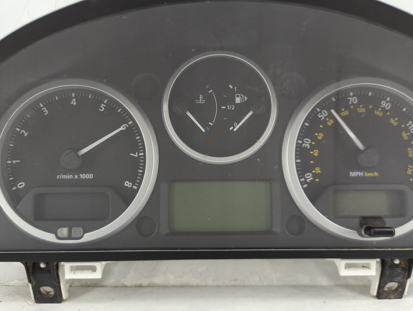 2008 Land Rover Lr2 Instrument Cluster Speedometer Gauges P/N:YAH500220 LR-0026-005-MO-CO, YAC502590 Miles: Fits Fits 2009 O