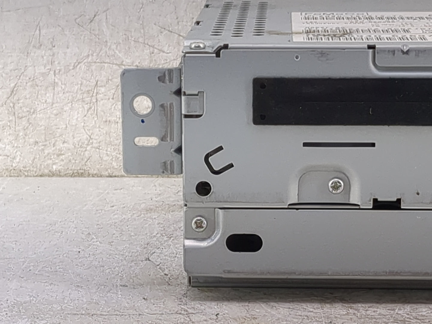 2008-2012 Land Rover Lr2 Radio AM FM Cd Player Receiver Replacement P/N:6G9N-18C815-TA 34W594/DZ-6CDXJGTH-2 Fits OEM Used Au