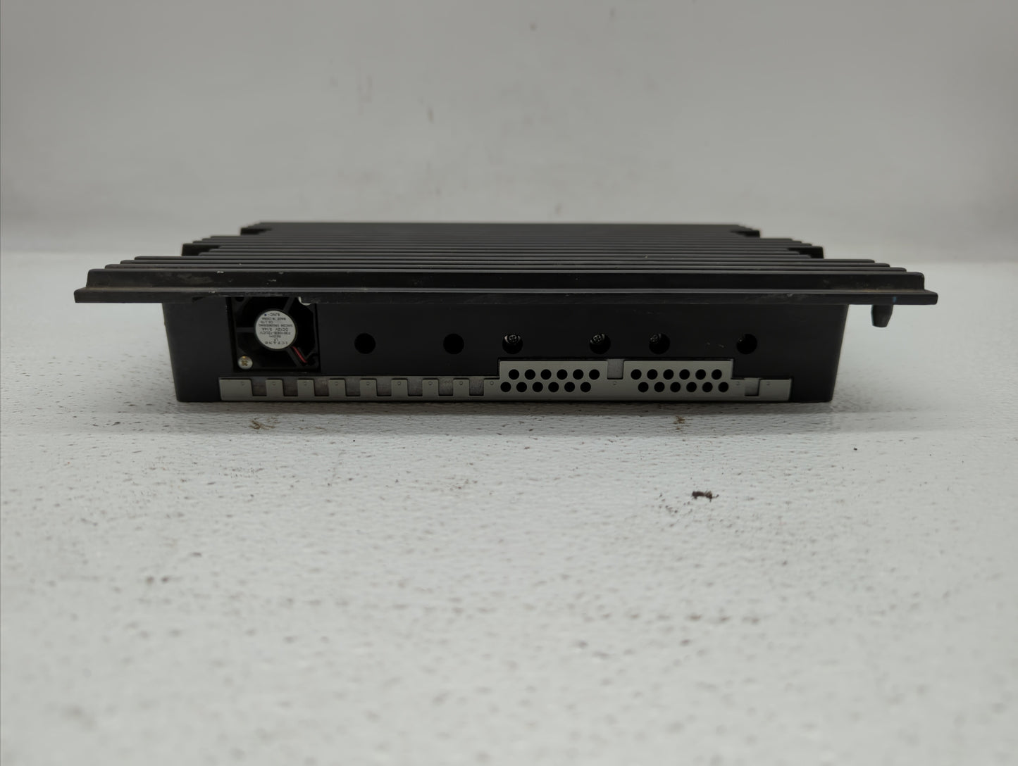 2008-2012 Land Rover Lr2 Radio AM FM Cd Player Receiver Replacement P/N:6H52-18C808-CD 6H52-18C808-BJ Fits OEM Used Auto Par