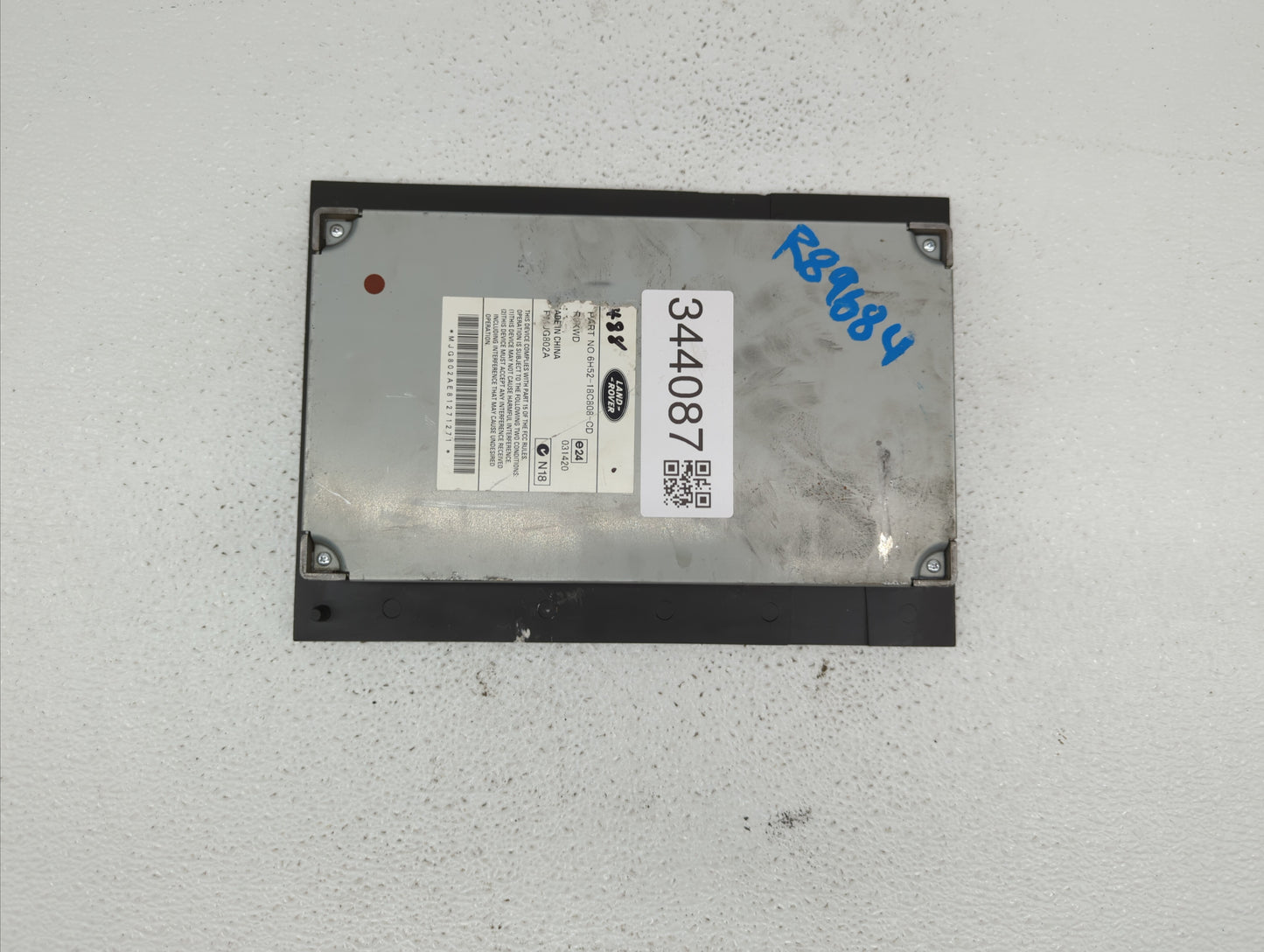 2008-2012 Land Rover Lr2 Radio AM FM Cd Player Receiver Replacement P/N:6H52-18C808-CD 6H52-18C808-BJ Fits OEM Used Auto Par