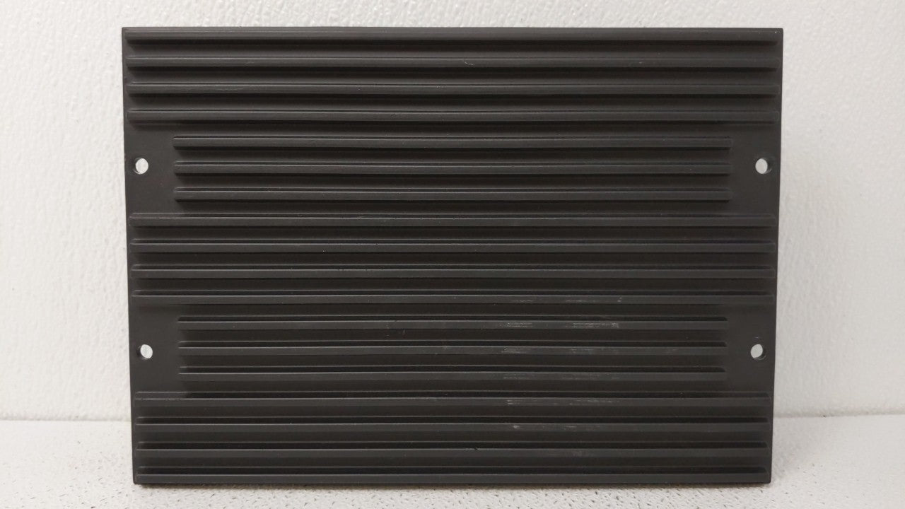 2008-2012 Land Rover Lr2 Am Fm Cd Player Radio Receiver - Oemusedautoparts1.com