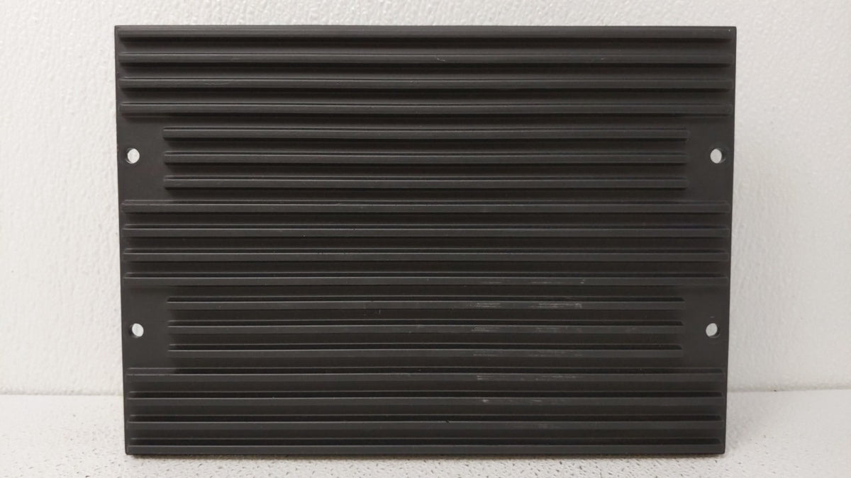 2008-2012 Land Rover Lr2 Am Fm Cd Player Radio Receiver 76557 - Oemusedautoparts1.com