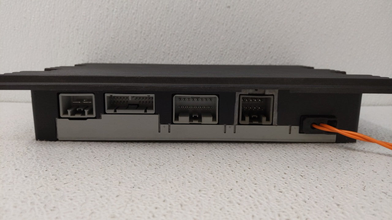 2008-2012 Land Rover Lr2 Am Fm Cd Player Radio Receiver - Oemusedautoparts1.com