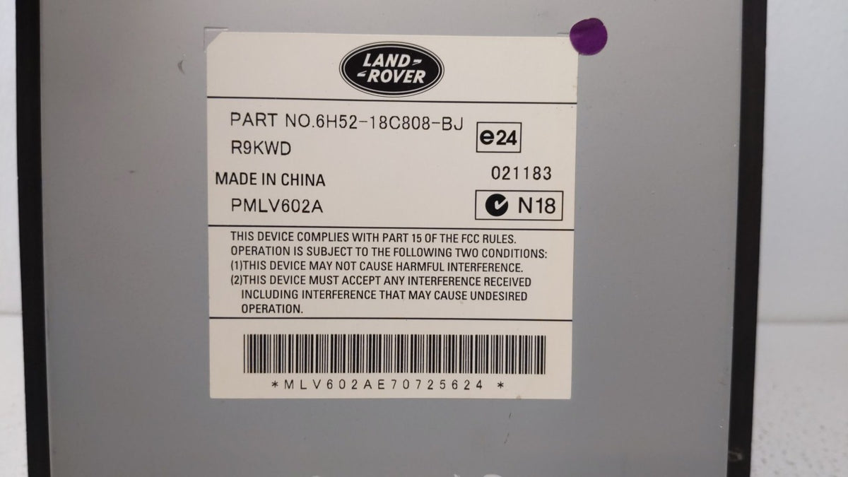 2008-2012 Land Rover Lr2 Am Fm Cd Player Radio Receiver 76557 - Oemusedautoparts1.com