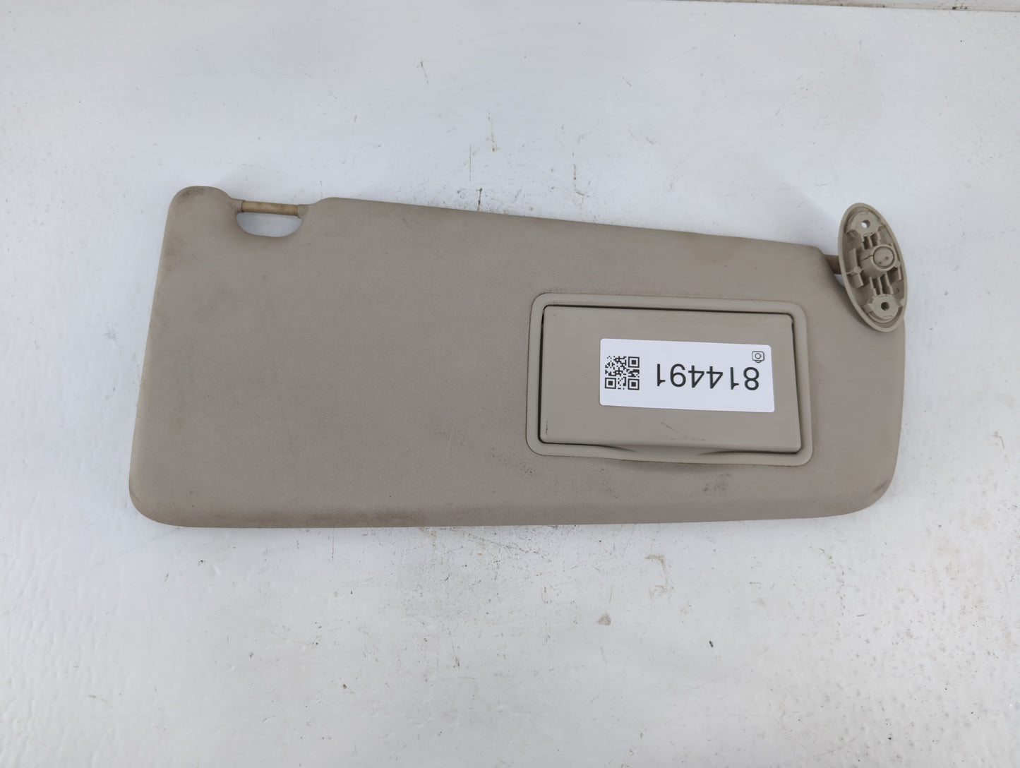 2008-2012 Land Rover Lr2 Sun Visor Shade Replacement Passenger Right Mirror Fits Fits 2008 2009 2010 2011 2012 OEM Used Auto