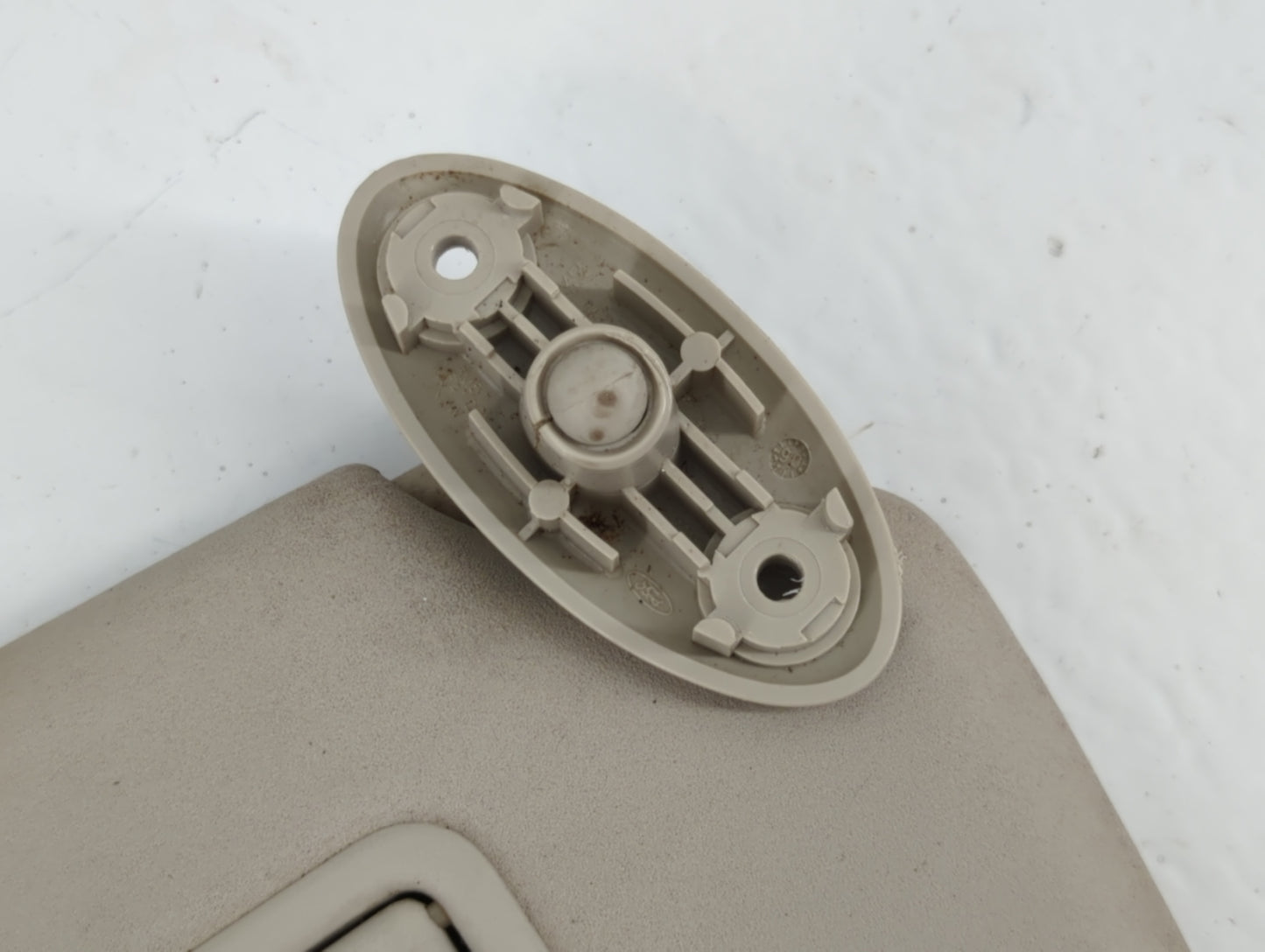 2008-2012 Land Rover Lr2 Sun Visor Shade Replacement Passenger Right Mirror Fits Fits 2008 2009 2010 2011 2012 OEM Used Auto