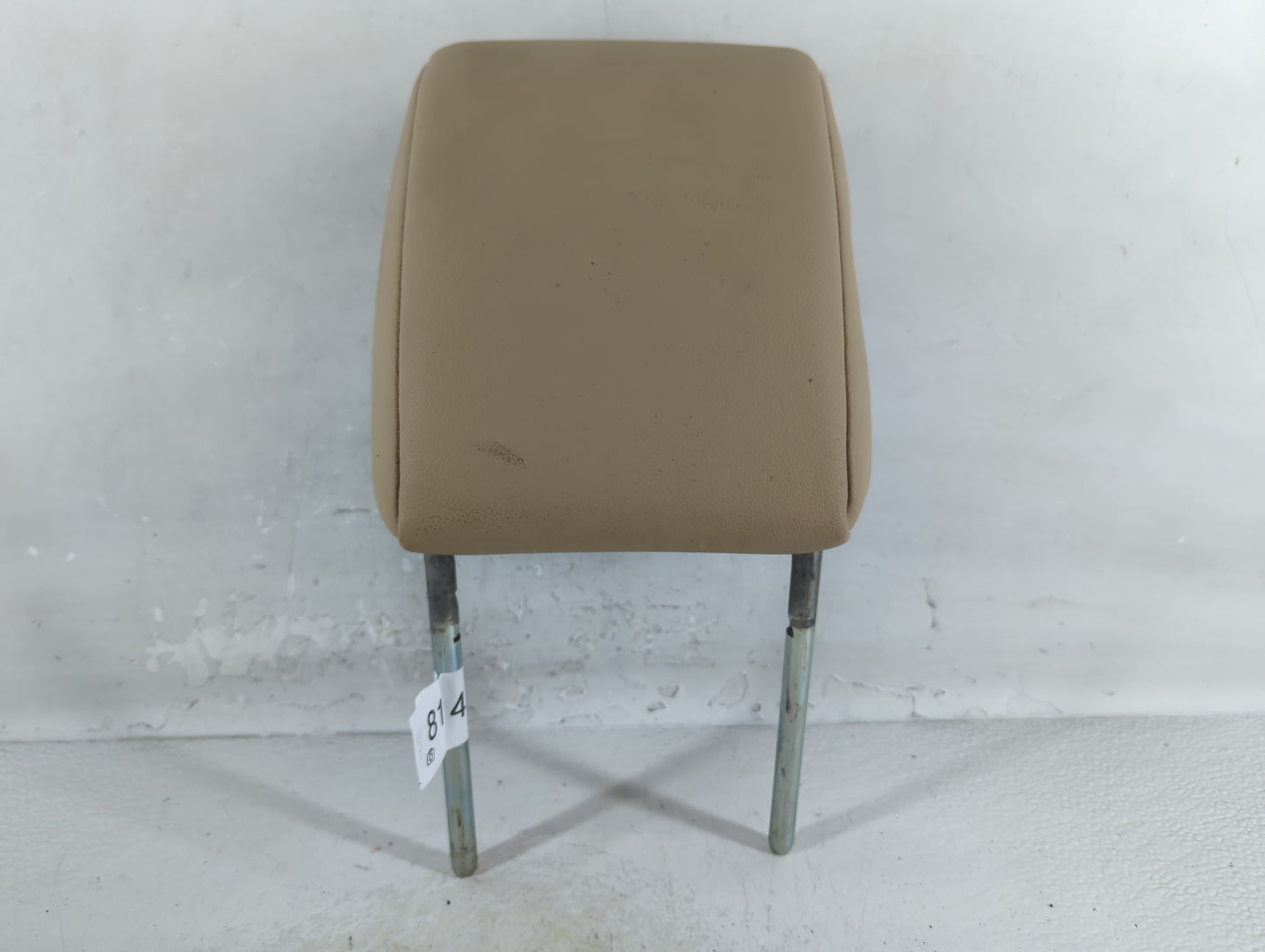 2008 Land Rover Lr2 Headrest Head Rest Front Driver Passenger Seat Fits OEM Used Auto Parts - Oemusedautoparts1.com