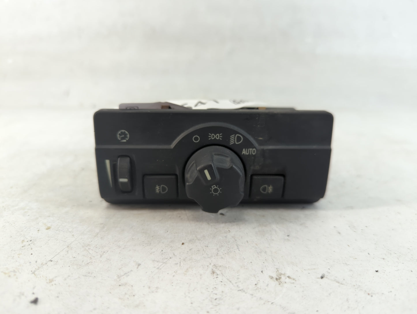 2008-2010 Land Rover Lr2 Headlight Head Light Switch Lamp Control - Oemusedautoparts1.com