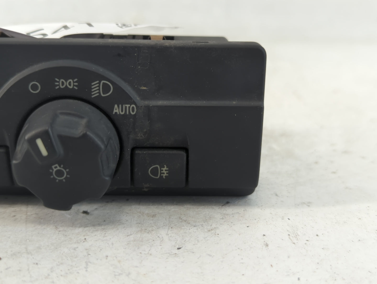 2008-2010 Land Rover Lr2 Headlight Head Light Switch Lamp Control - Oemusedautoparts1.com