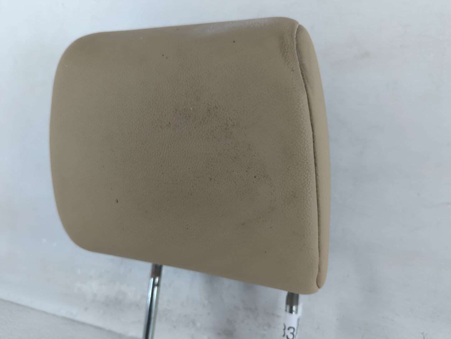2008 Land Rover Lr2 Headrest Head Rest Front Driver Passenger Seat Fits OEM Used Auto Parts - Oemusedautoparts1.com