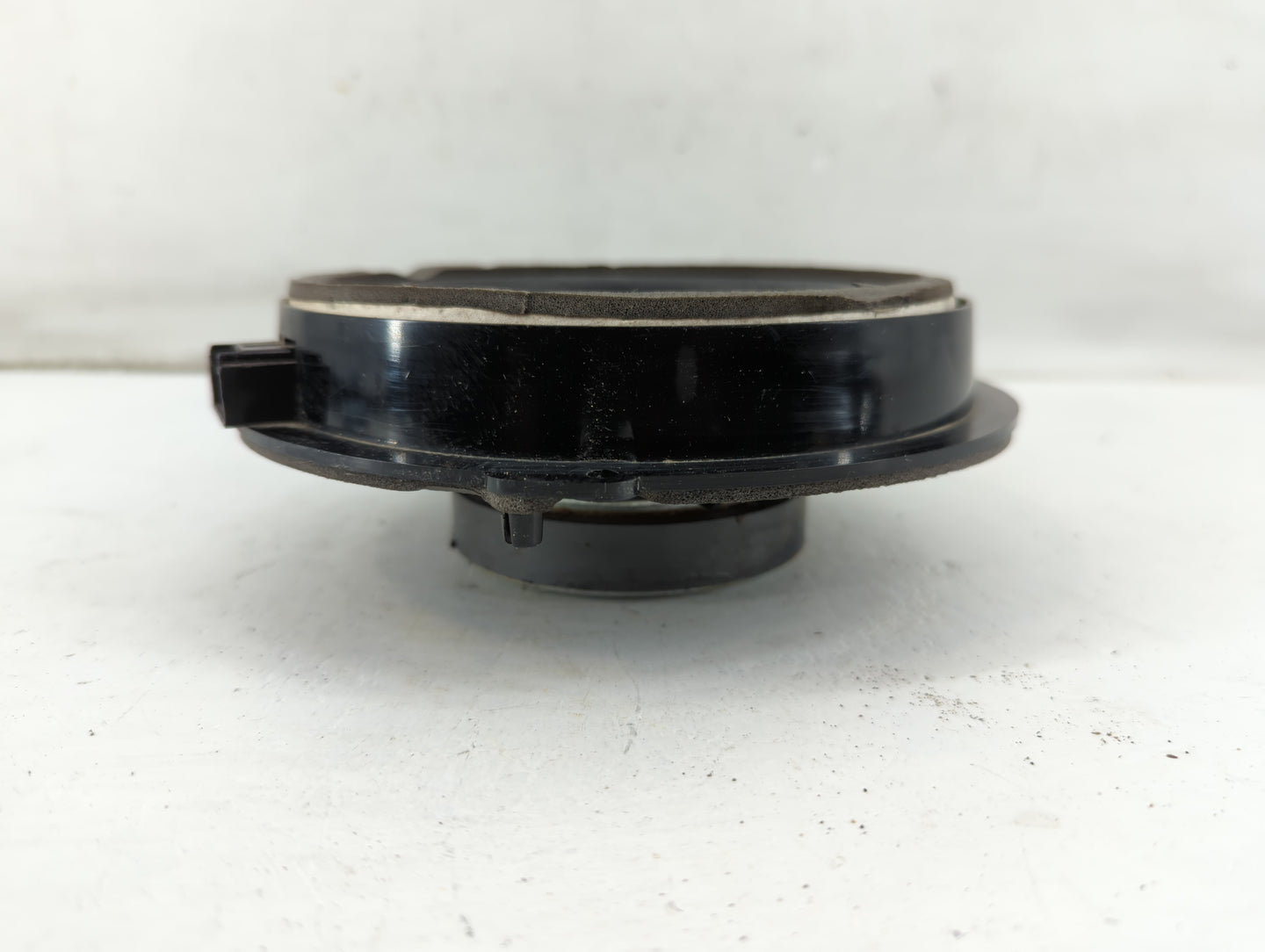 2008 Land Rover Lr2 Speaker/subwoofer - Oemusedautoparts1.com