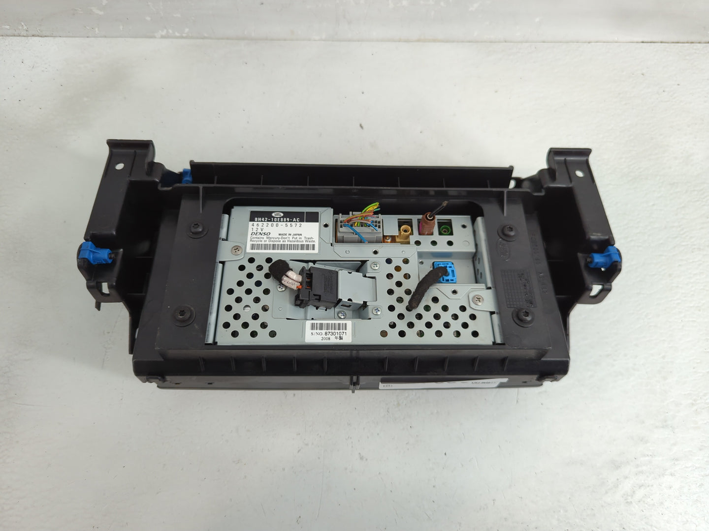 2008 Land Rover Range Rover Radio AM FM Cd Player Receiver Replacement P/N:8H42-10E889-AC 462200-5572 Fits OEM Used Auto Par