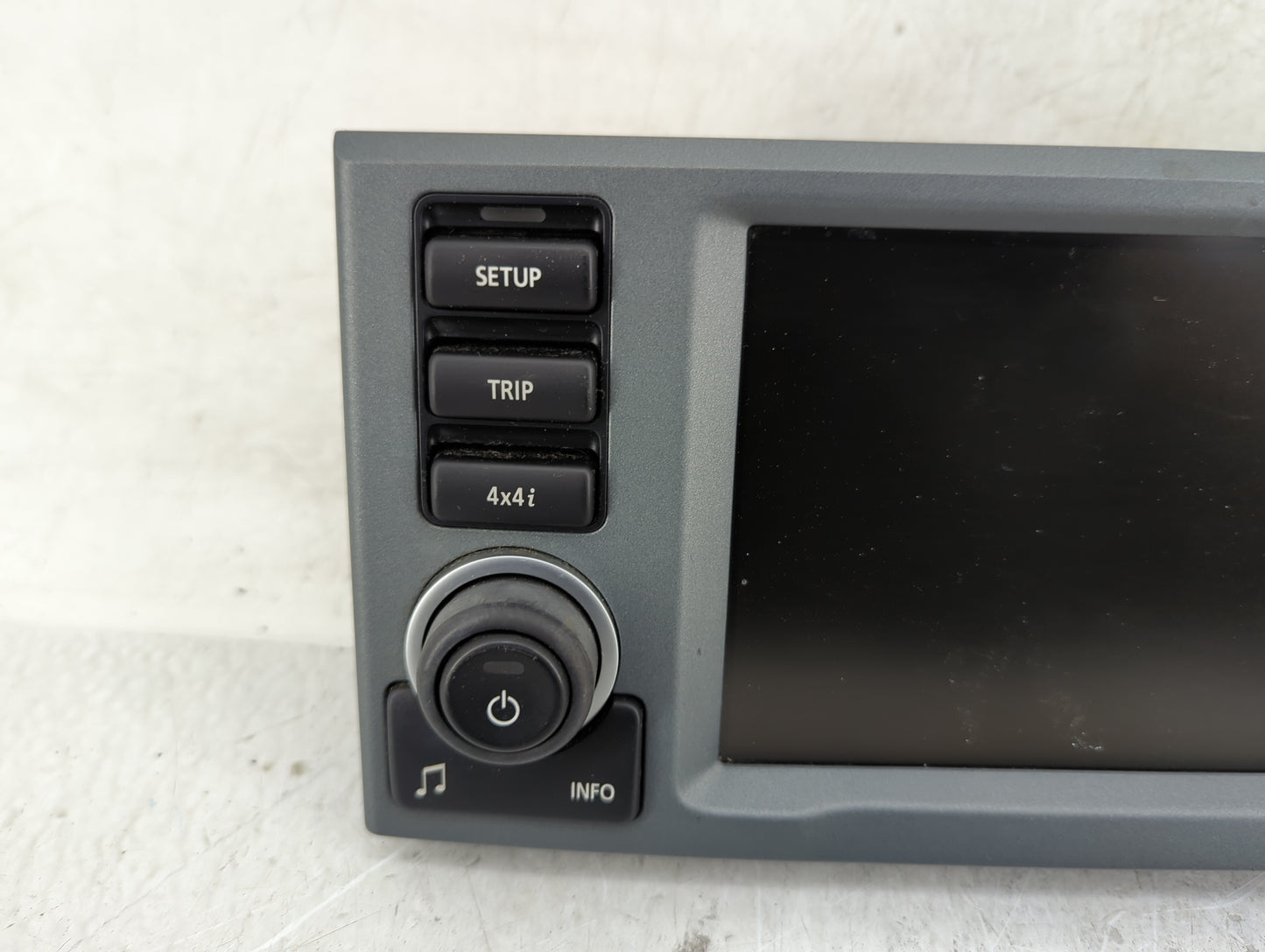 2005-2009 Land Rover Range Rover Information Display Screen - Oemusedautoparts1.com